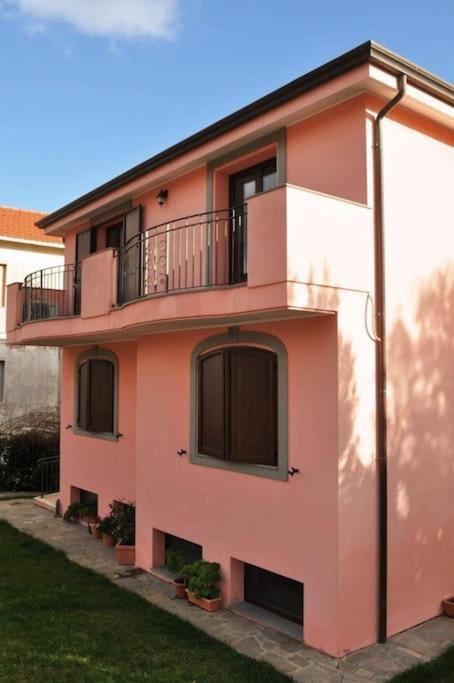 Villa Del Porto La Terrazza Портоскузо Екстериор снимка